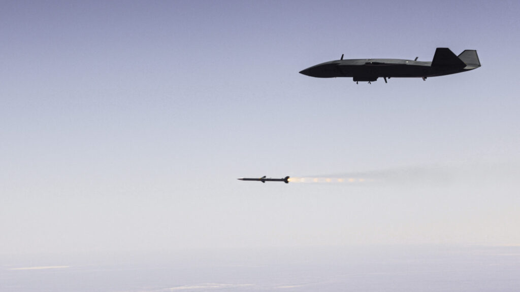 Rheinmetall teams with Boeing for German Ghost Bat offer